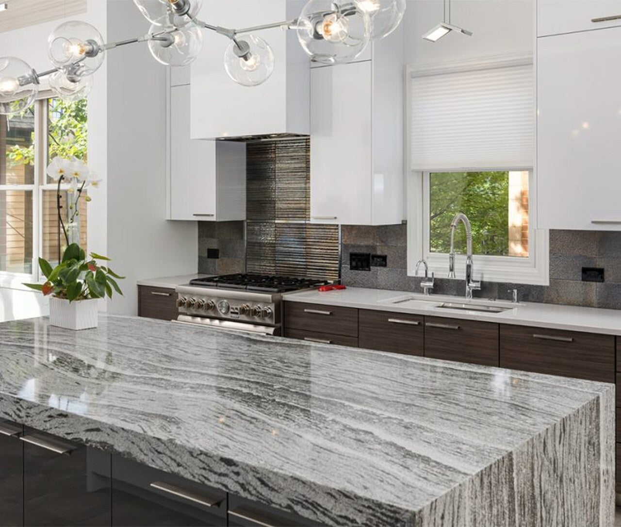 Jazzy Granite polished 2cm thick slab - Rocks in Stock