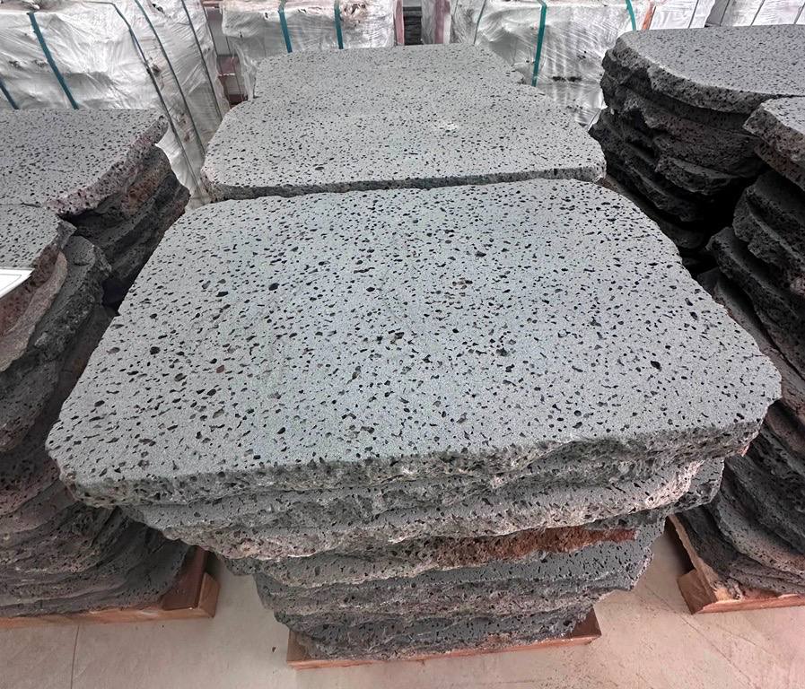 PUKA LAVA GREY - OVAL RANDOM EDGE, Basalt brushed - 24" x 16" x 1 1/2" Paver (2.66 SF/PC) - TX