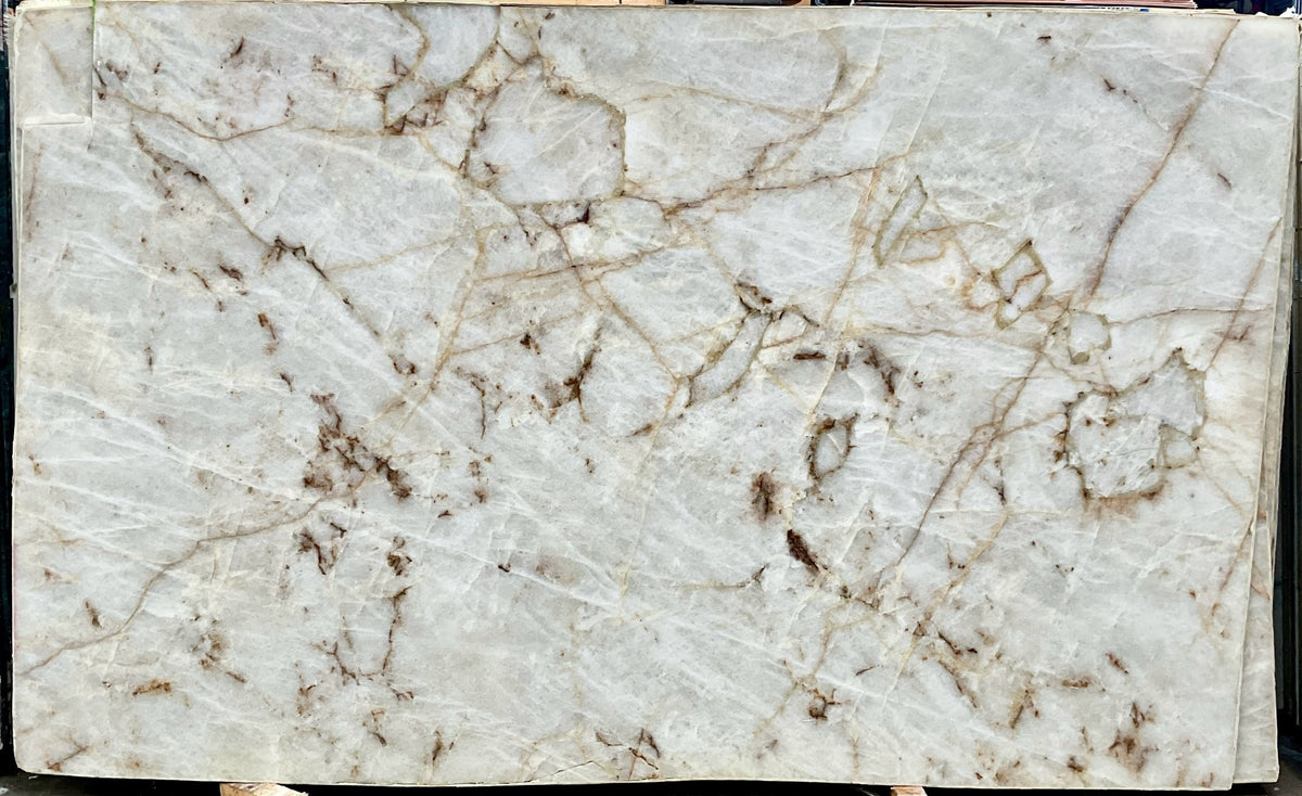 CRISTALLO CLASSIC Quartzite polished 2cm thick - Slab