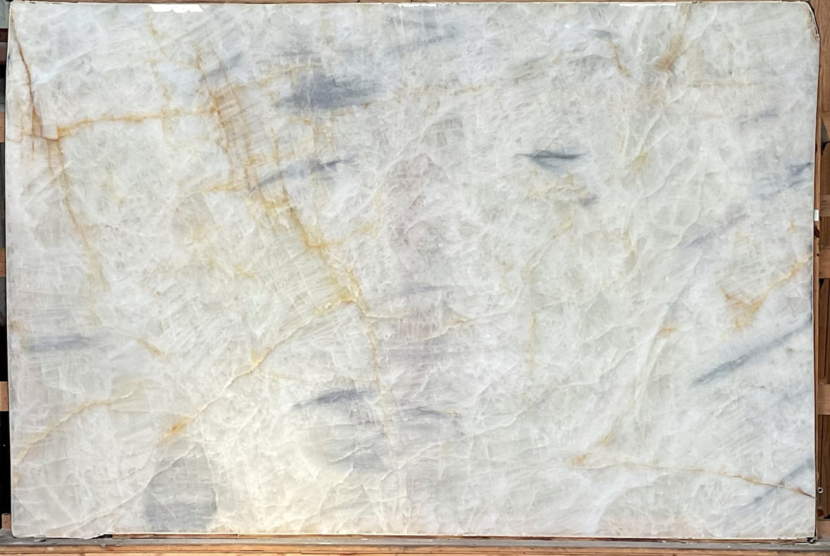 CRISTALLO Quartzite polished 2cm thick - Slab
