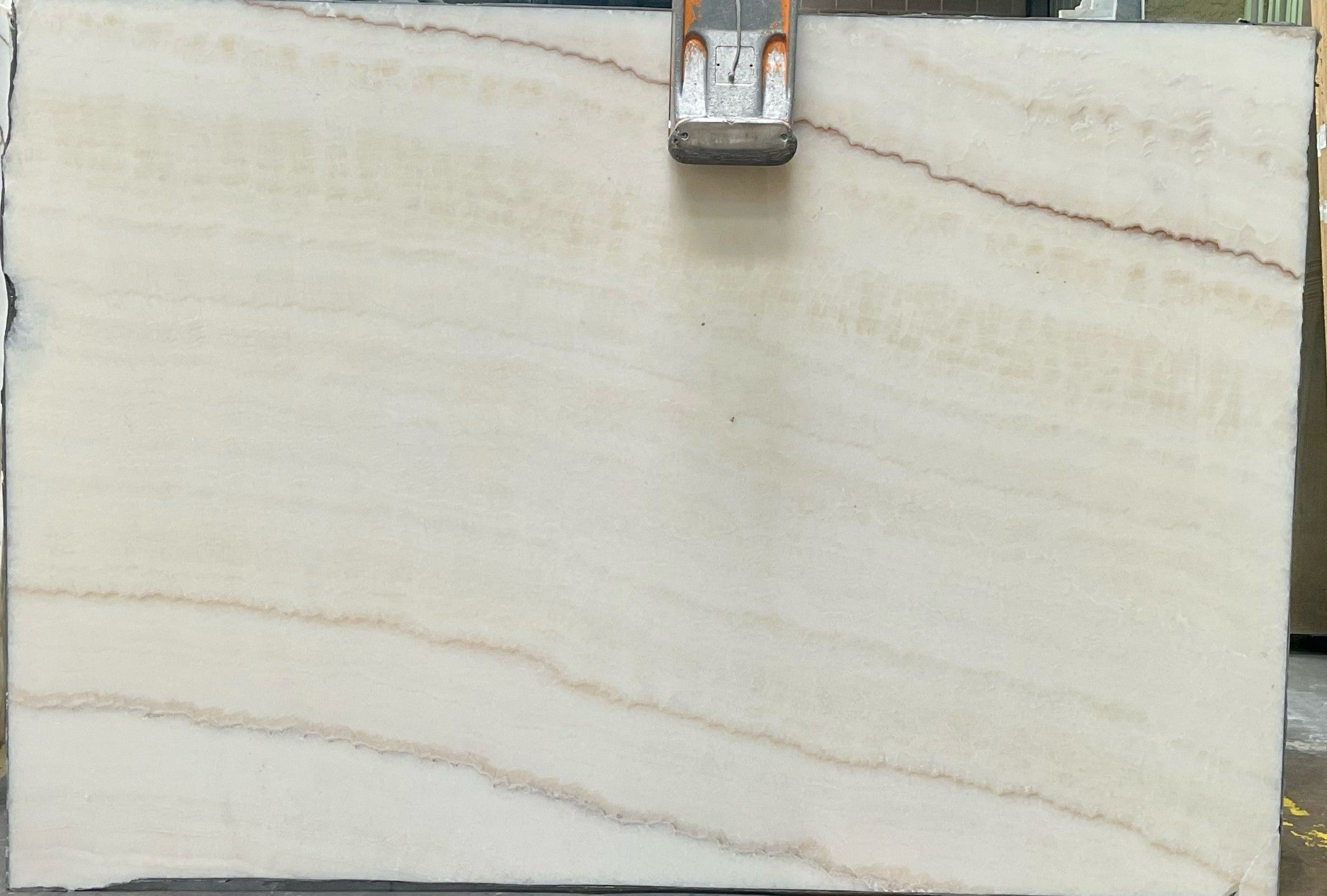 IVORY Onyx polished 2cm thick - Slab
