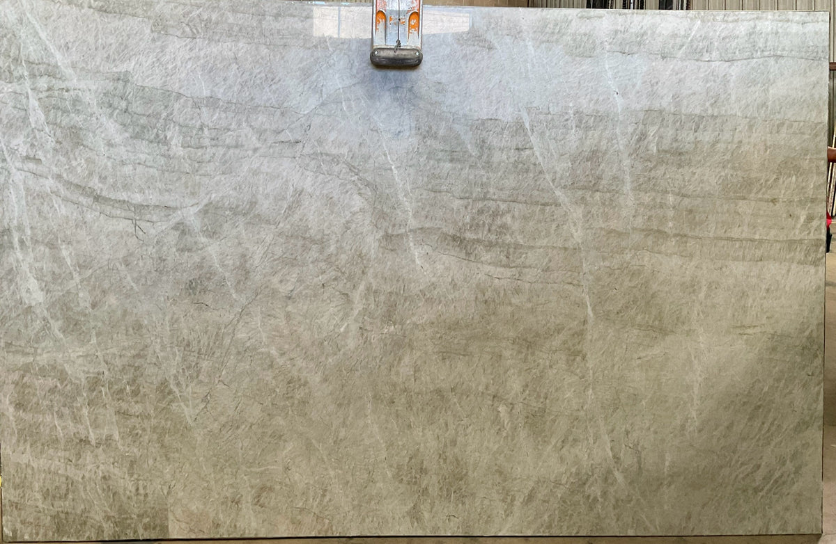 MADRE PEROLA Quartzite polished 2cm thick - Slab