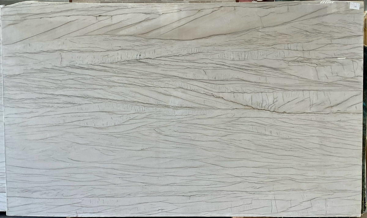 MUSTANG Quartzite polished 2cm thick - Slab