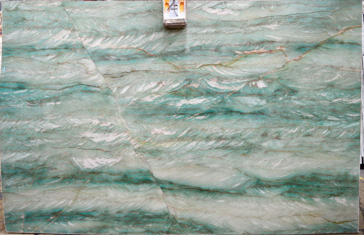 SMERALDA Quartzite polished 2cm thick - Slab