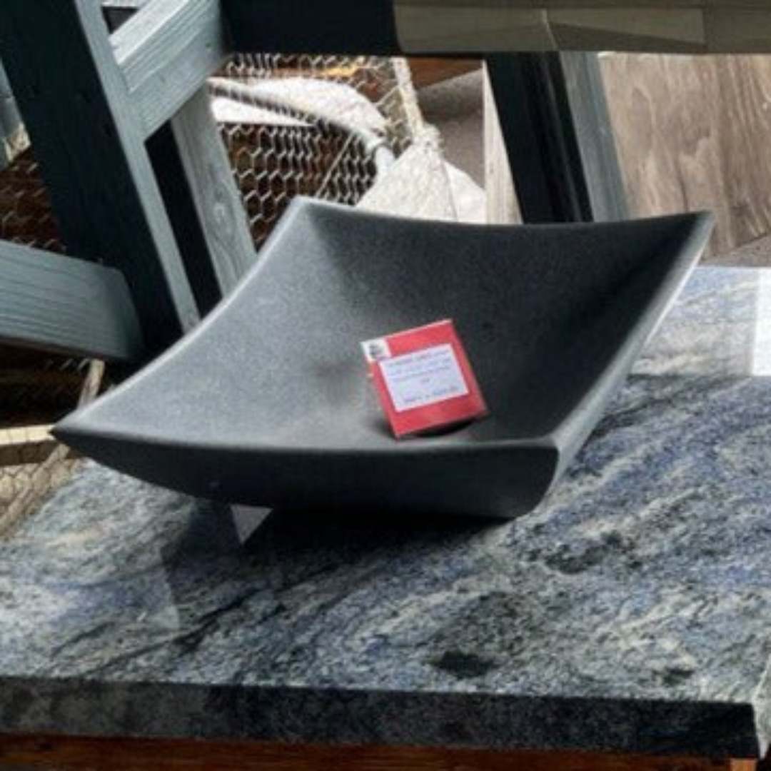 DARK GREY SQUARE Granite honed interior & exterior - Sink