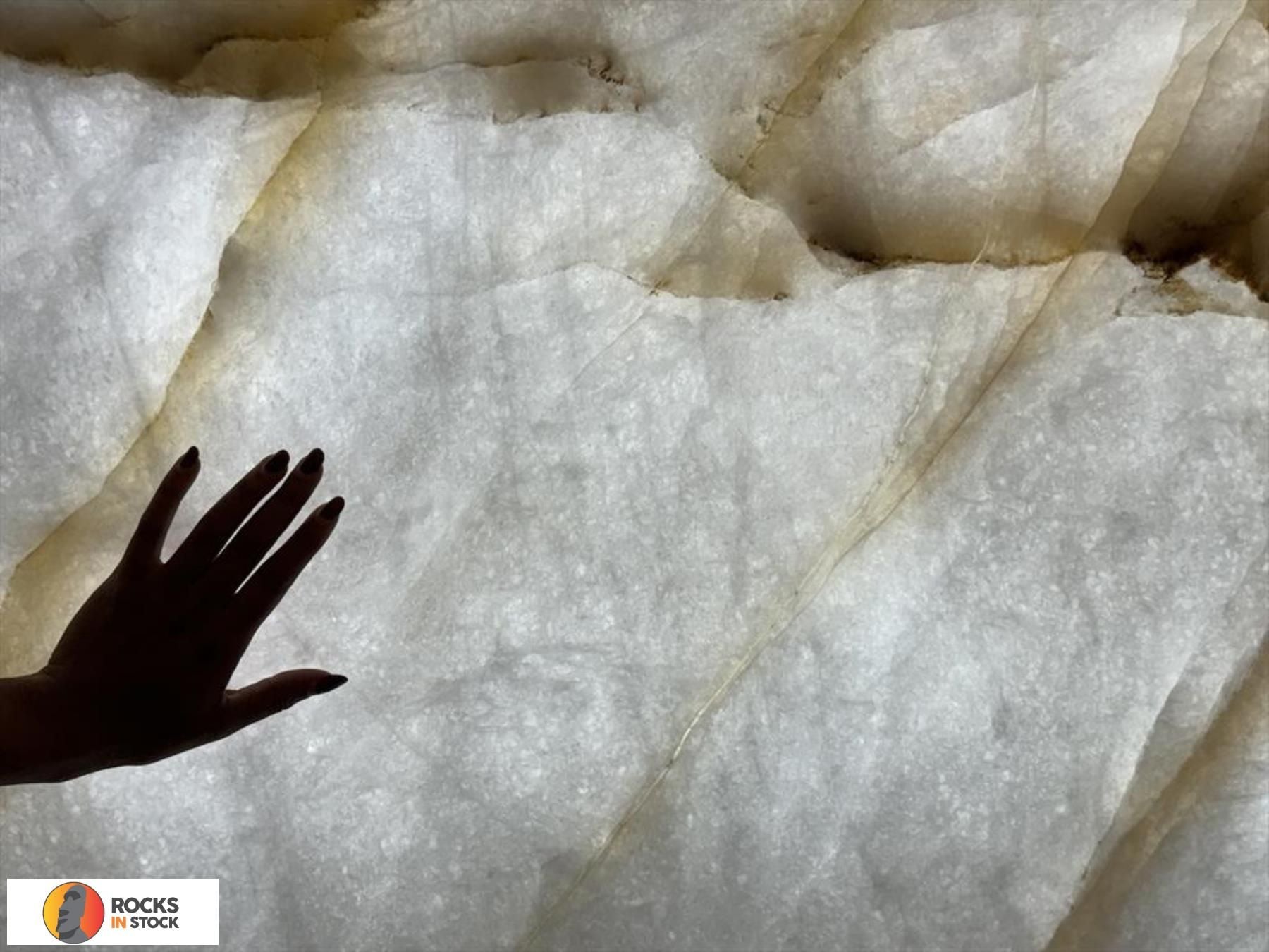 CRISTALLO MAGNIFICUS Quartzite polished 3cm thick - Slab
