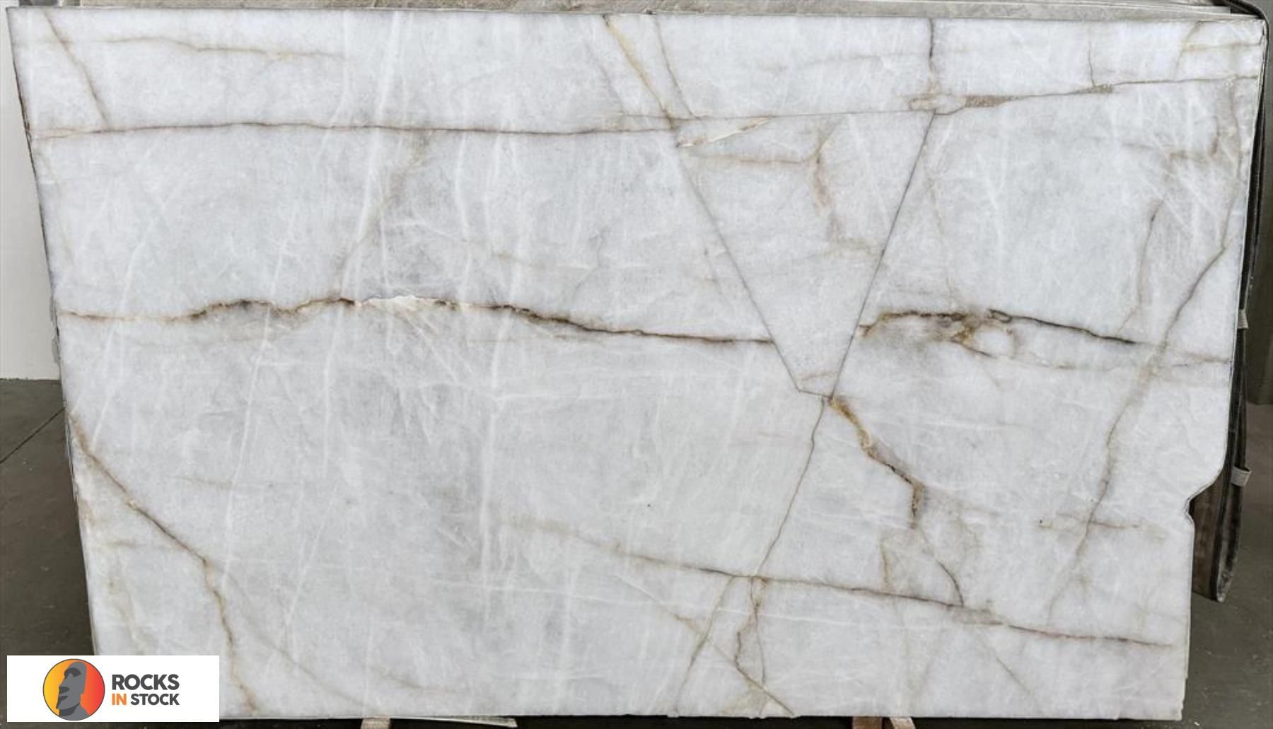 CRISTALLO MAGNIFICUS Quartzite polished 3cm thick - Slab