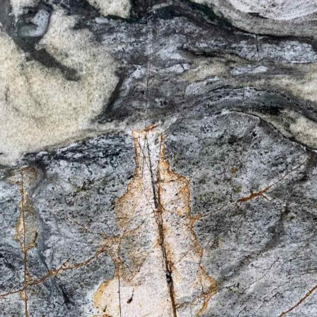 RAVELS BOLERO Dolomite leather 3cm thick - Slab