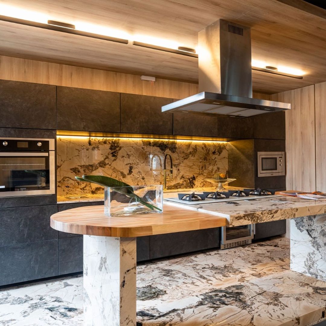 Alpinus Granite polished 2cm thick slab - Rocks in Stock